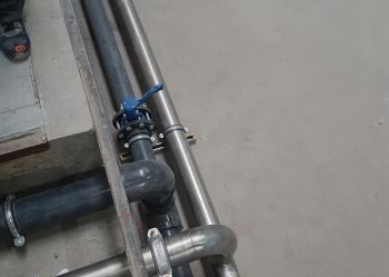 Standard system for stainless installations